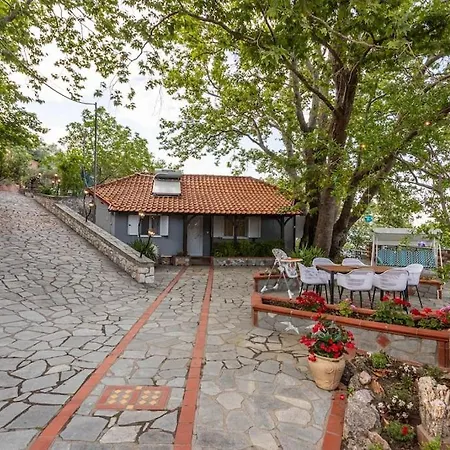 Case de vacanță Areti's Dream House